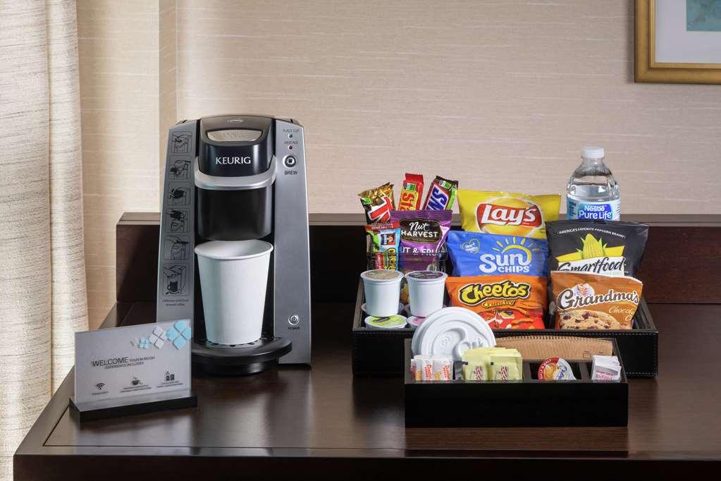 Hilton Garden Inn Лейквуд Номер фото
