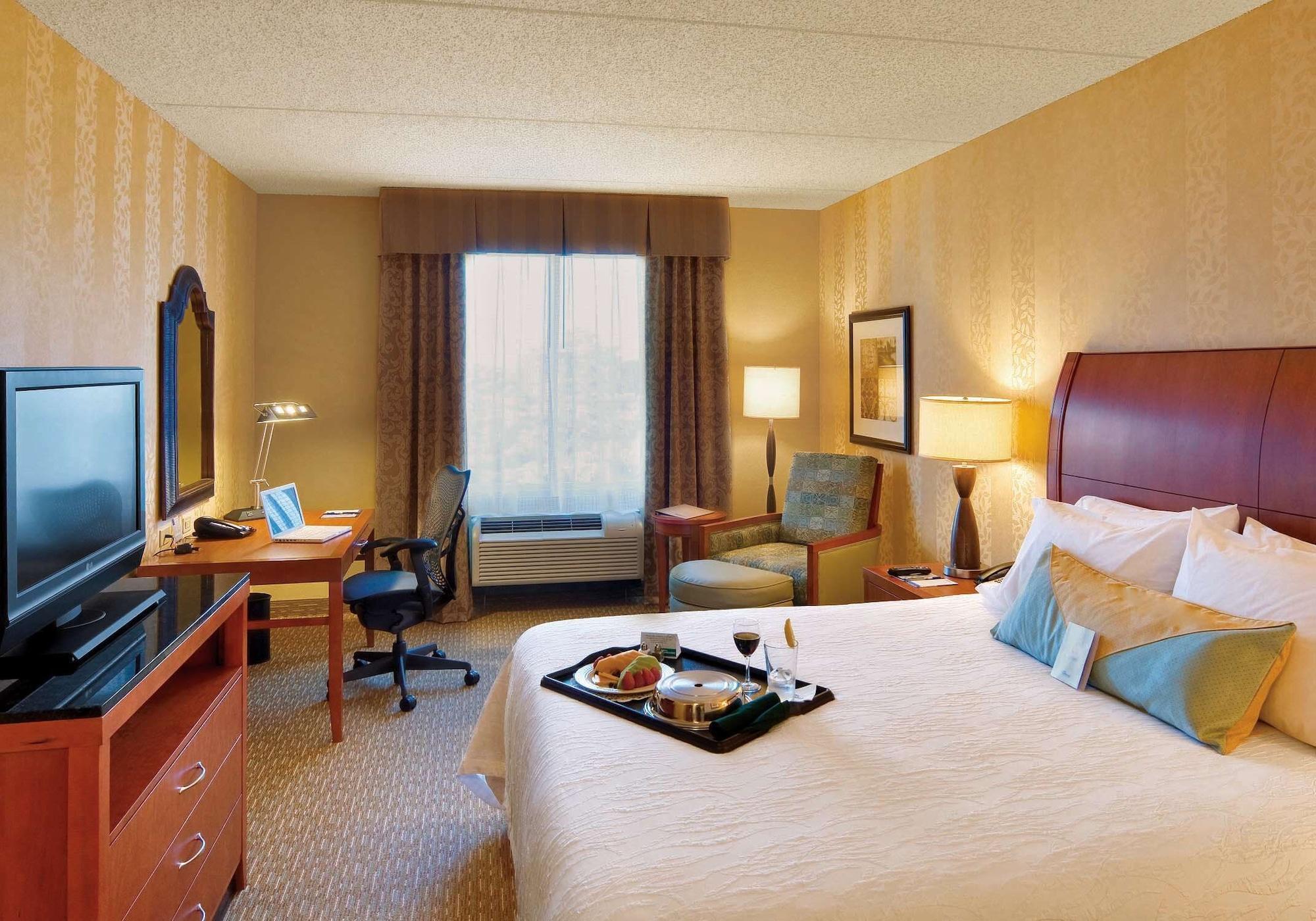 Hilton Garden Inn Лейквуд Экстерьер фото