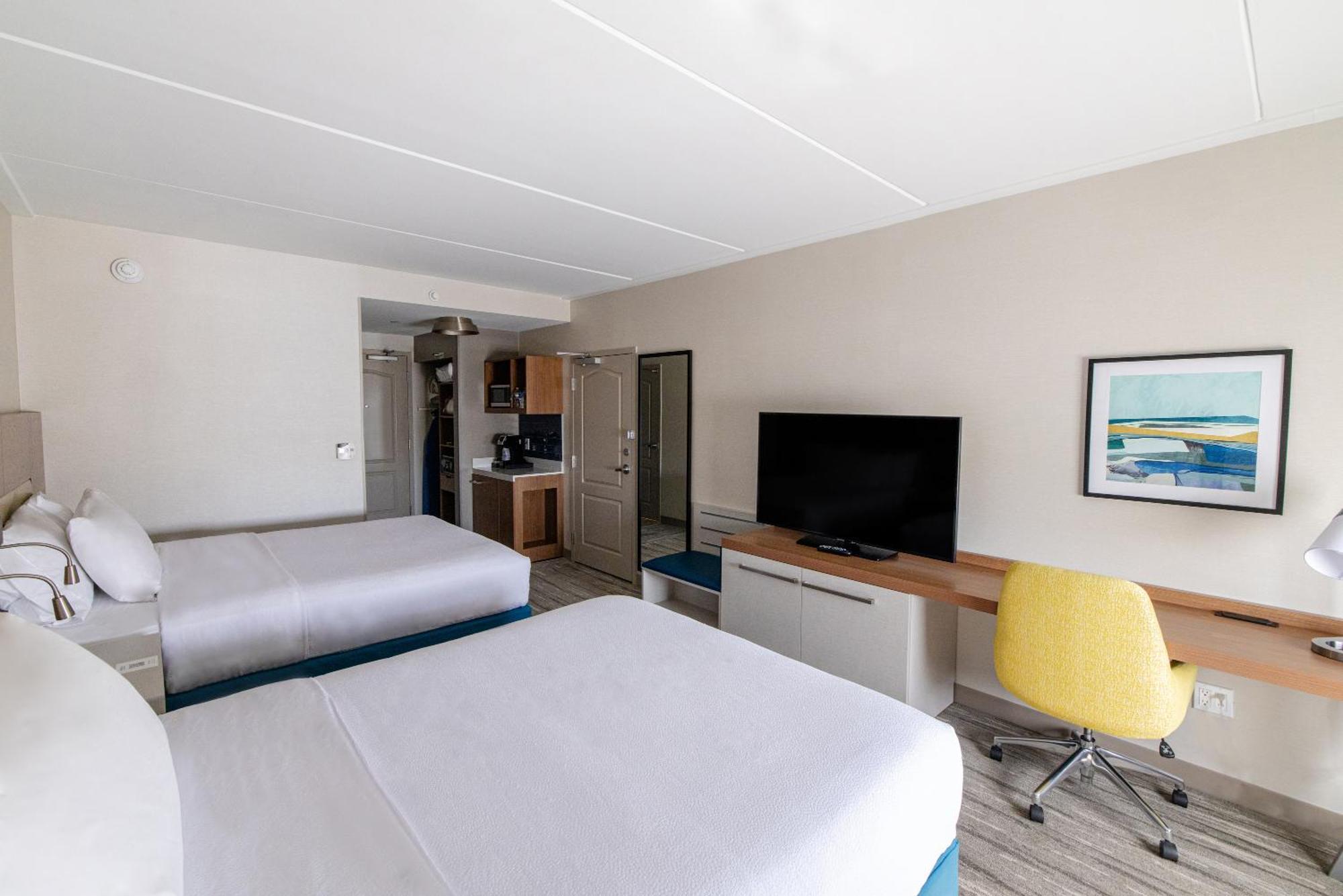 Hilton Garden Inn Лейквуд Экстерьер фото
