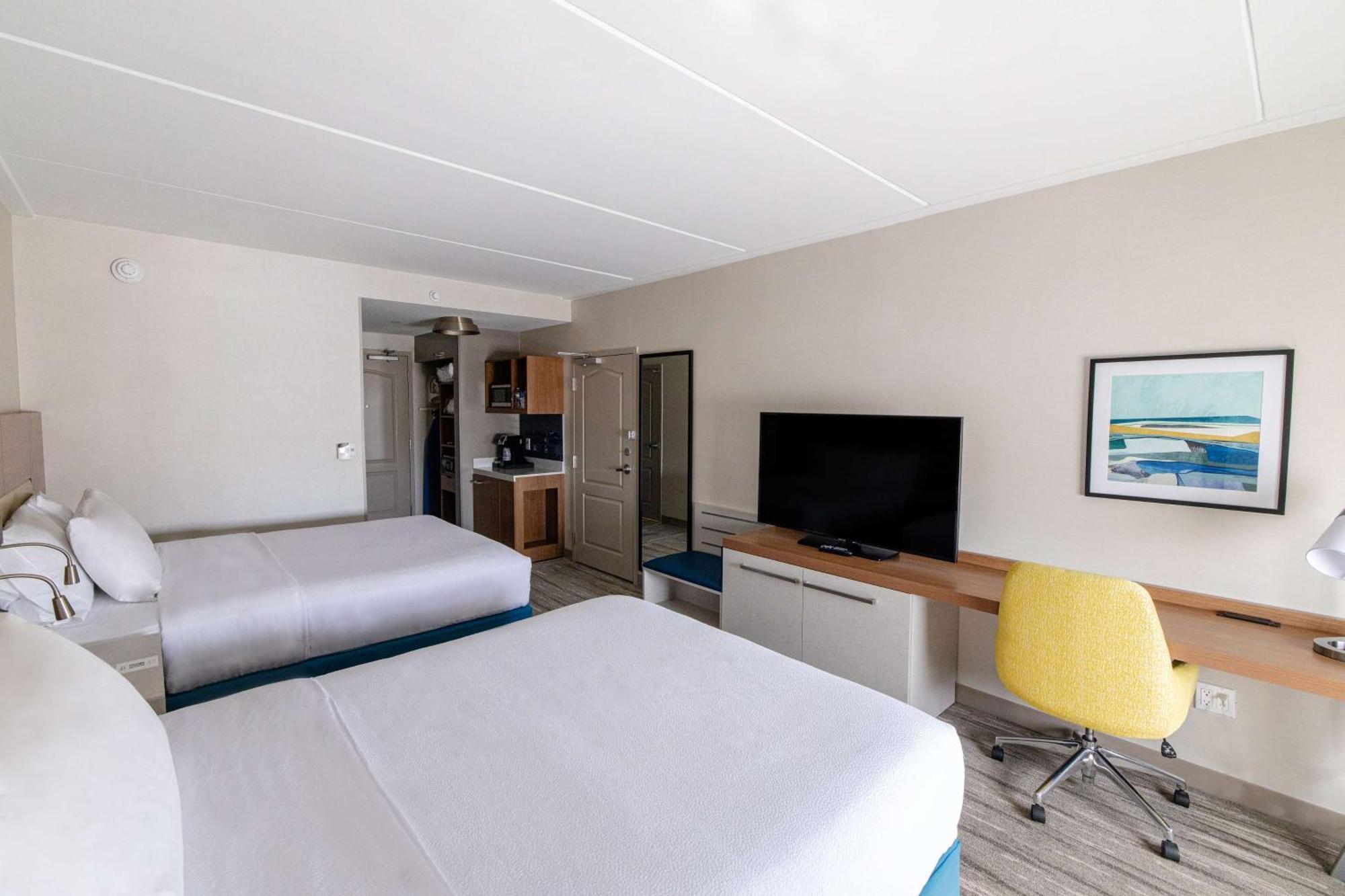Hilton Garden Inn Лейквуд Экстерьер фото